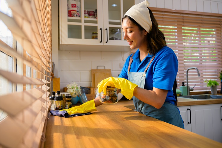 Deep Cleaning service, Disinfection & Sanitization Service
